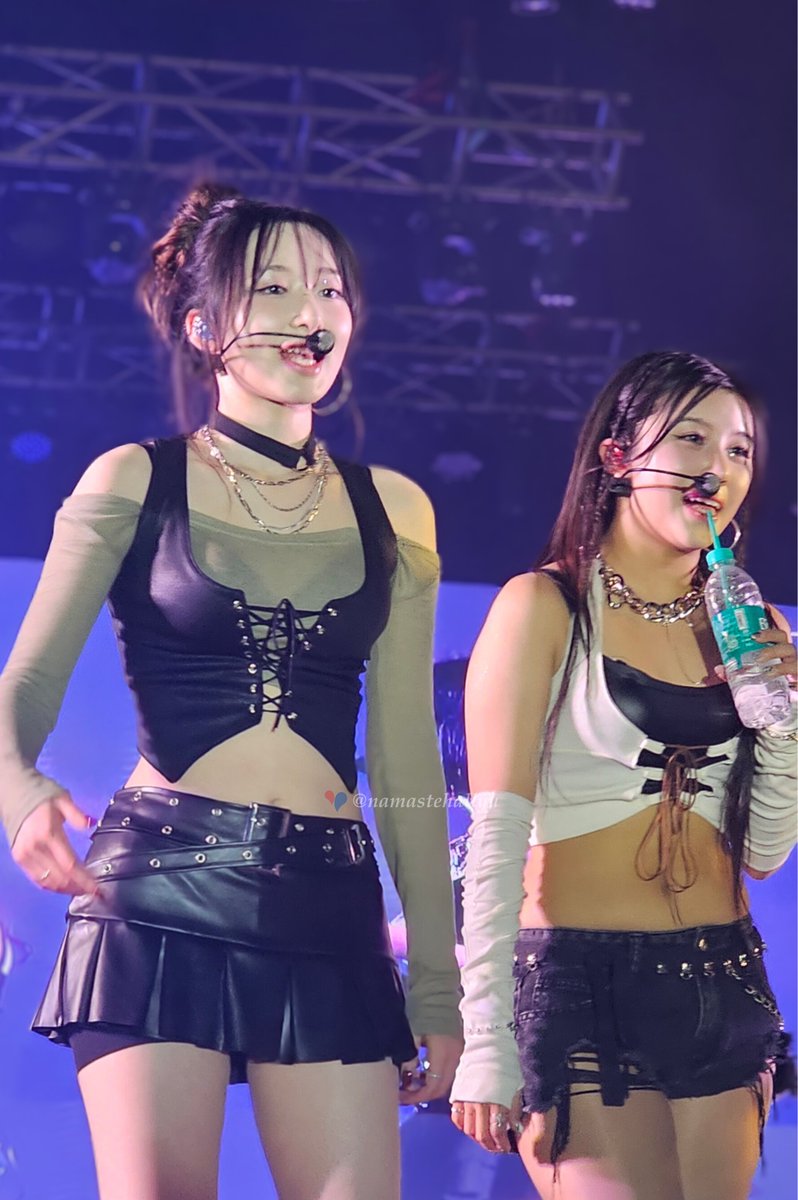 namastehallyu's tweet photo. #XIN performs at #FalconFestival2024 in Umrangso, Dima Hasao, Assam, India.

@X_in_official 

#엑신 #ESHA #NIZZ #NOVA #HANNAH #ARIA https://t.co/BBl9NS2DiL