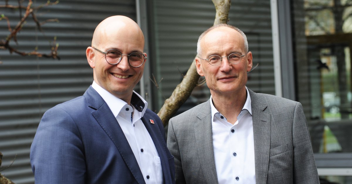 Presse BKK LV Bayern (@bkklvbayern) on Twitter photo 📈Angesichts enormer Ausgabensteigerungen in der #GKV fordert unser Verwaltungsrat Strukturreformen & Ausgabenbremsen. Versicherte und Unternehmen dürfen nicht weiter belastet werden❗️
🔗tinyurl.com/4676b9hv
<a href="/BKKDV/">BKK Dachverband e.V.</a> <a href="/BMG_Bund/">Bundesgesundheitsministerium</a> <a href="/RLangejuergen/">Ralf Langejürgen</a>
#Reformdruck #BKK #Krankenkasse 📈Angesichts enormer Ausgabensteigerungen in der #GKV fordert unser Verwaltungsrat Strukturreformen & Ausgabenbremsen. Versicherte und Unternehmen dürfen nicht weiter belastet werden❗️
🔗tinyurl.com/4676b9hv
<a href="/BKKDV/">BKK Dachverband e.V.</a> <a href="/BMG_Bund/">Bundesgesundheitsministerium</a> <a href="/RLangejuergen/">Ralf Langejürgen</a>
#Reformdruck #BKK #Krankenkasse