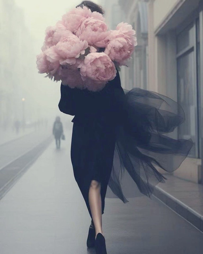 literlandweb1's tweet photo. “El amor de las personas solitarias es el más auténtico que puede haber. Ellas te aman por elección, no por necesidad”.
Charles Bukowski https://t.co/wsbX0VqXhr
