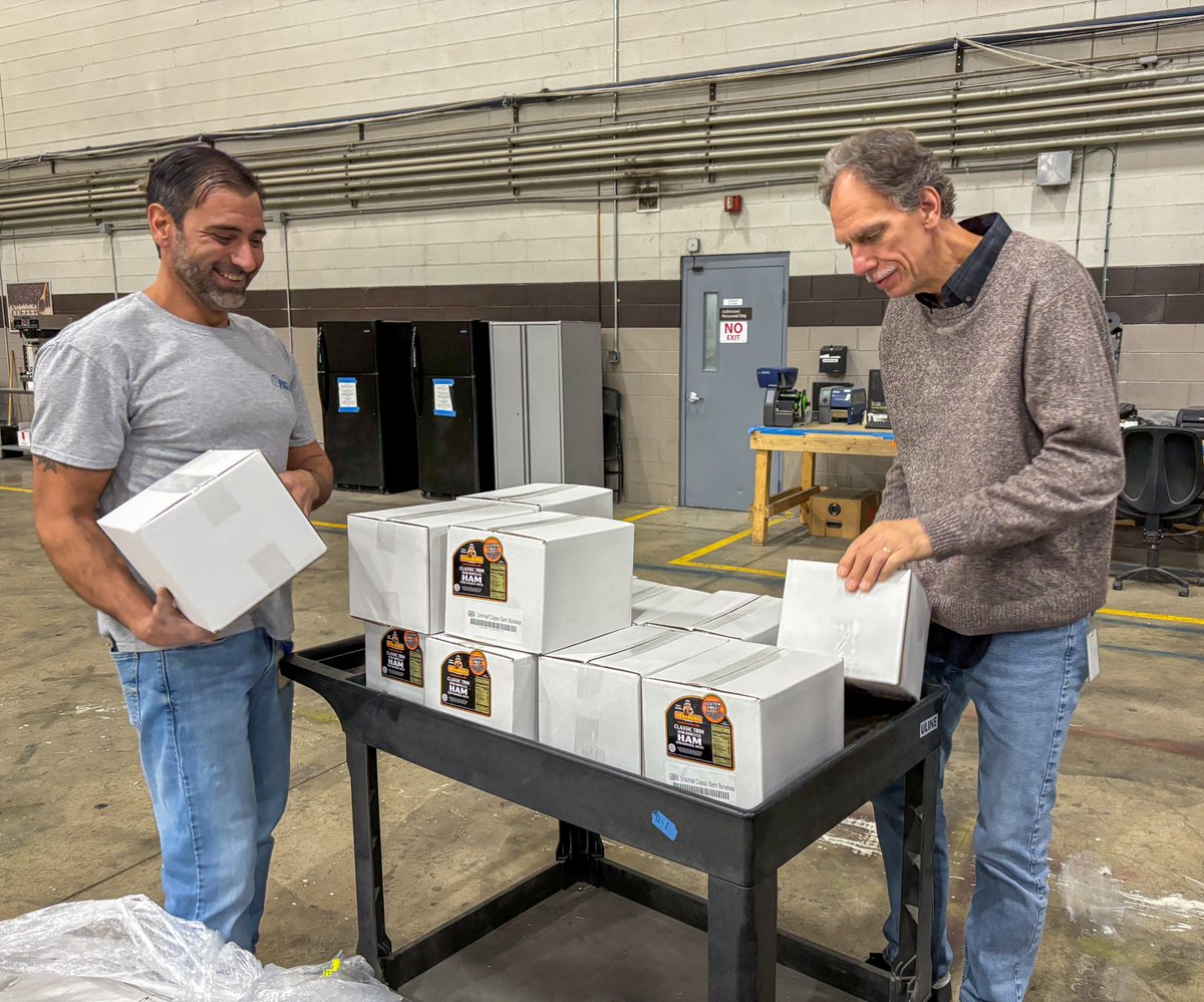 Paslin6's tweet image. Ham distribution day at Paslin is an annual Holiday tradition at Paslin. Another way to show Paslin’s profound appreciation to our employees who work so diligently to design and assemble our high-tech innovative systems. #CustomAutomation #happyholidays