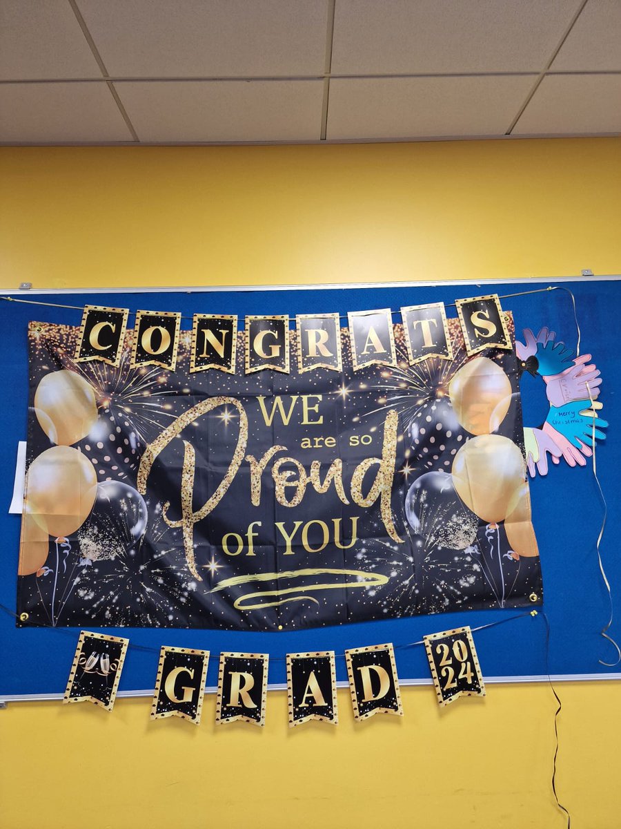USEL182's tweet photo. 🎉 Big congrats to our 13 graduates! Over 13 weeks, they tackled self-love, confidence, anxiety management, and more at Foyle Down Syndrome in Derry. 💪✨ https://t.co/p0tbseN1EZ