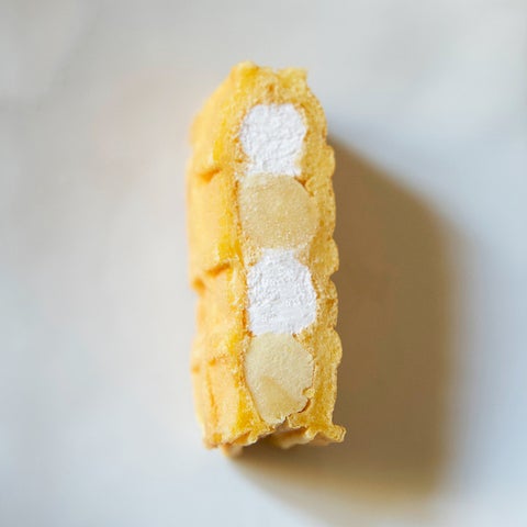 SatsumaimoNews's tweet photo. 【コンパクトNEWS📰】広島県のワッフル製造・販売の櫟（くぬぎ）は、同県北広島町のサツマイモを活かしたスイートポテトクリームを使ったワッフルを含む「北広島ワッフルアソート10」を、同町のふるさと納税の返礼品として提供開始したと発表した。
🌟追加情報はこちら
https://t.co/H588Dyheua https://t.co/epIN0Spfyw