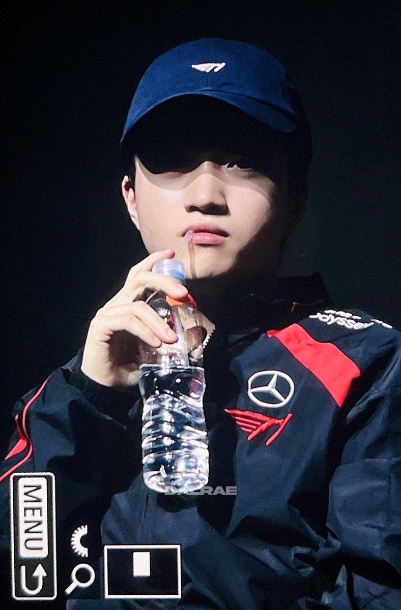 241218 벤츠 팬미팅 #케리아 #Keria <a href="/T1Keria/">류민석 Keria</a>
도치