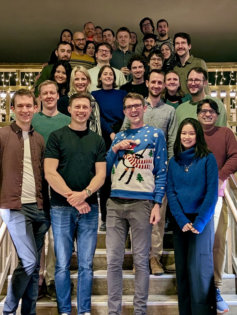 rebeccambuller's tweet image. It's this time of the year....🎄🎄🎄
A big thank you 🙏 to the wonderful CCBIO team, past and present, for the truly wonderful collaboration! Happy holidays! ✨