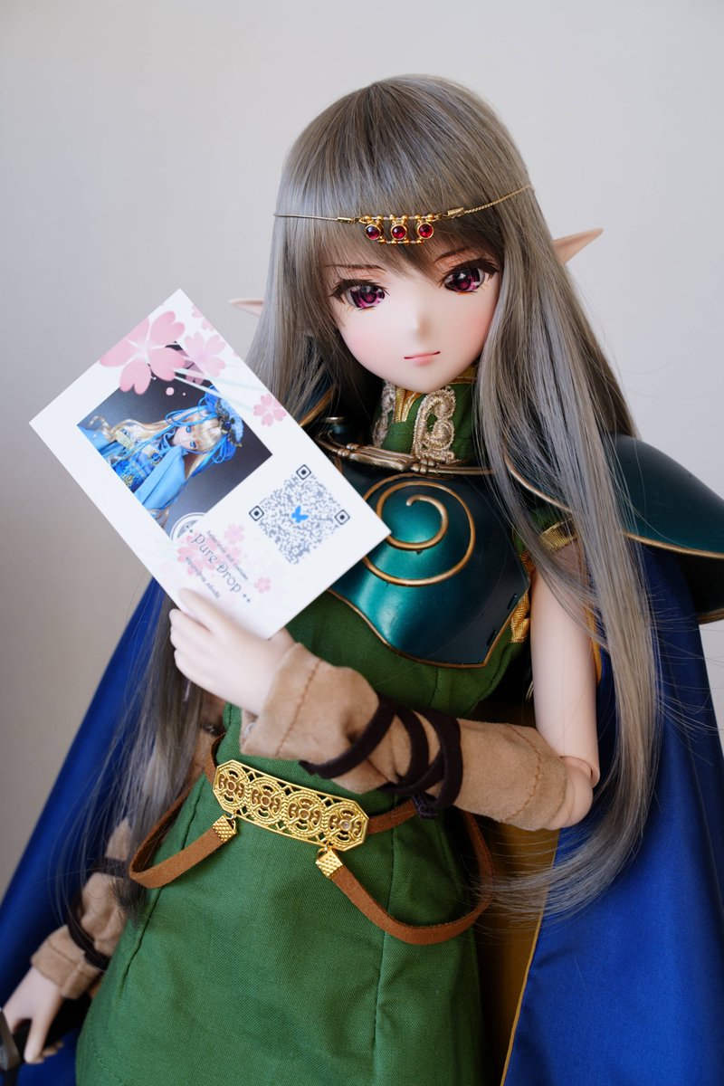 DollRef's tweet photo. 【帰らずの森のハイエルフ🌿】
衣装制作のPureDropさんのカードと一緒に。
よく考えられたパーツ分割で、本来はサイズ違いのSMARTDOLLにも着付けることが出来ました。今回、ご縁あって良かったです。ありがとうございました😉
#ロードス島戦記 #ディードリット
#SMARTDOLL #smartdollTrinity https://t.co/ufnaDaCoqs