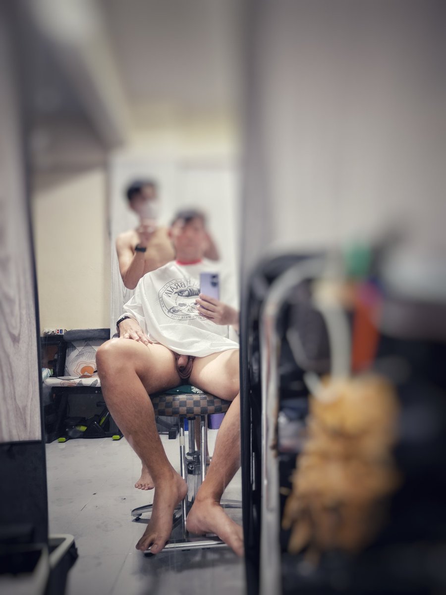 Kenjilo99's tweet photo. ตัดผมแบบส่วนตัว ก็จะตื่นเต้นหน่อย https://t.co/tubFmgRgMV