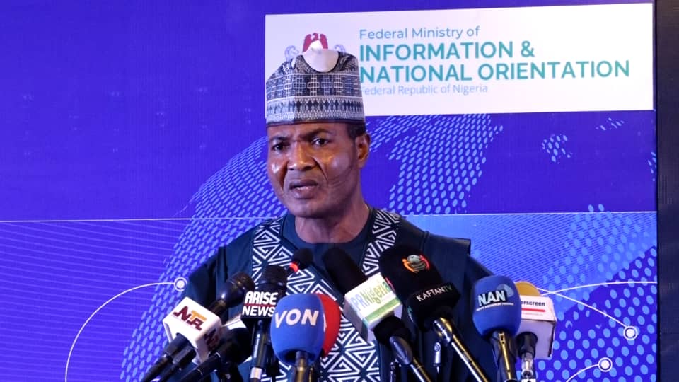 The minister of Information and National Orientation Mohammed Idris with Chief Executive Officers of Agencies of the ministry at the Voice of Nigeria(VON) Management Retreat 2024.