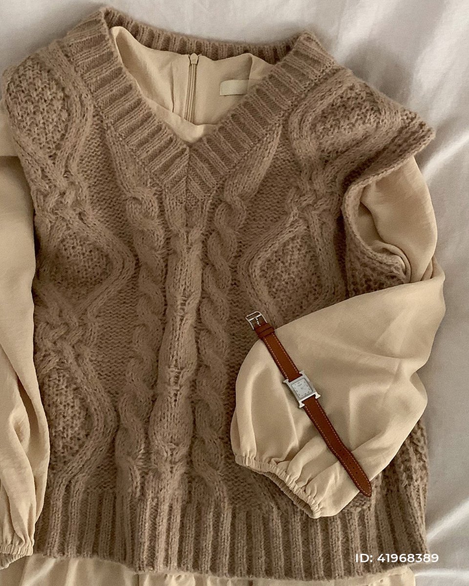 SHEIN_AR's tweet photo. كل ما تحتاجه خزانتك من ملابس مريحة ولطيفة 🤍🍂

#SHEINCollections #ForTrendLovers #Sylvia #DazyWeekend #Dazy https://t.co/HtCjmXKfhq