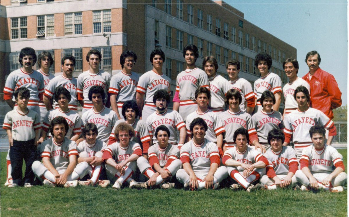 runninggourmand's tweet photo. @GioWFAN proof that Johnny and Scott played together on the same team. I am in the back. https://t.co/MeIN9uT44p
