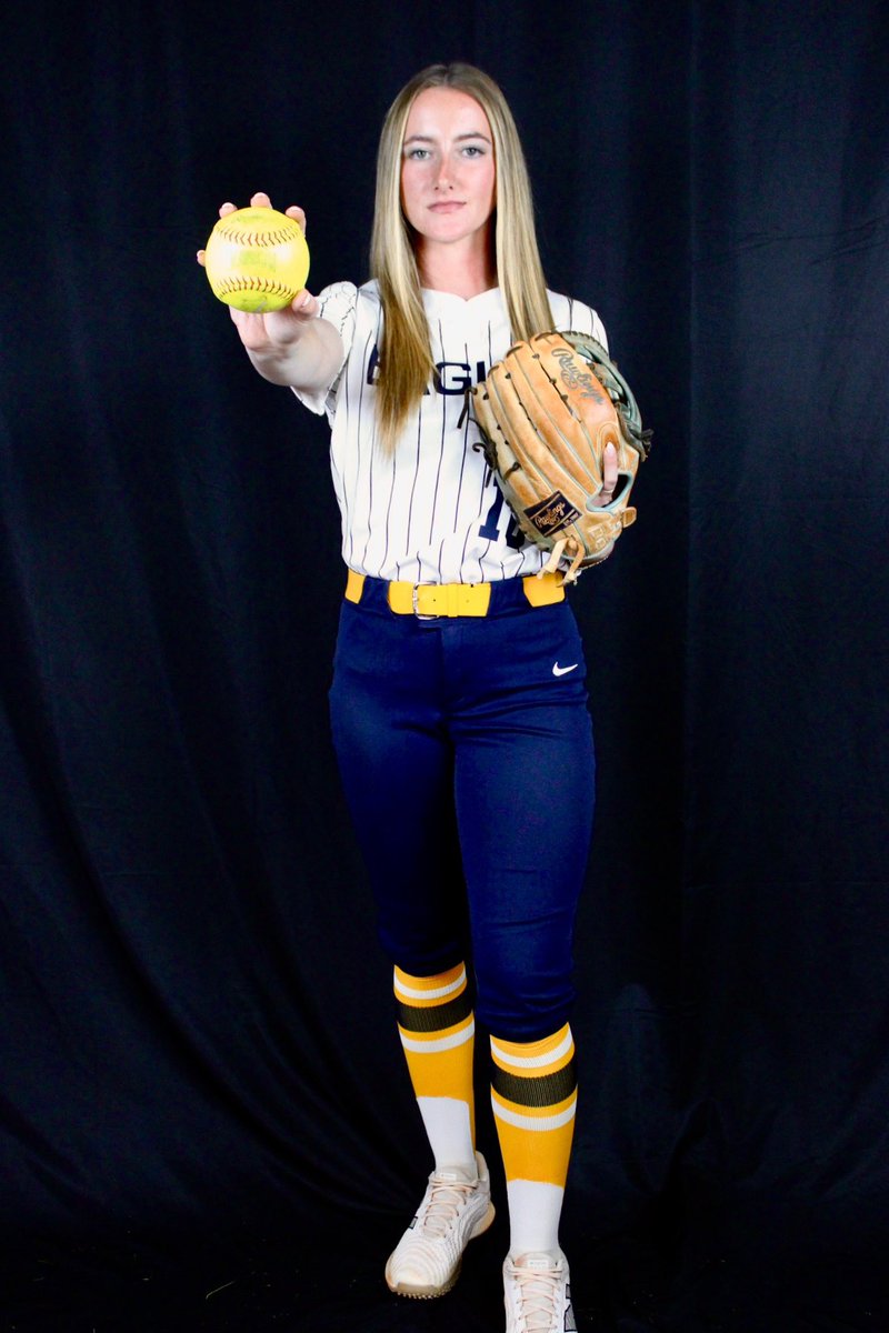 RUSoftball22's tweet photo. Our next Lady Eagle of the month is junior captain Taylor Wade! Taylor is an outfielder/ utility that is extremely versatile offensively and defensively! Taylor is a key player on our team that uses speed to her advantage! We can’t wait to watch Taylor this season!! 🦅🦅 https://t.co/jgKekD8dHJ