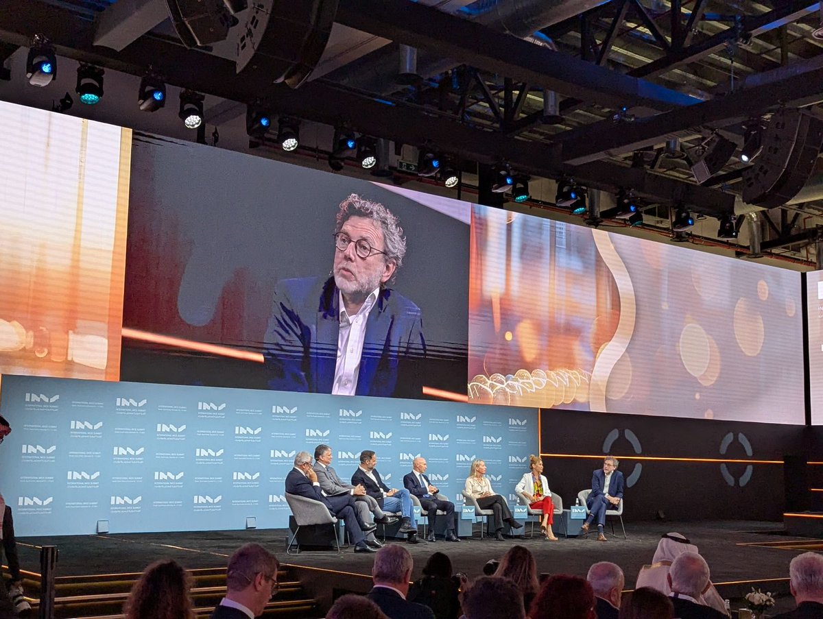 ExpoPlatform tweet media