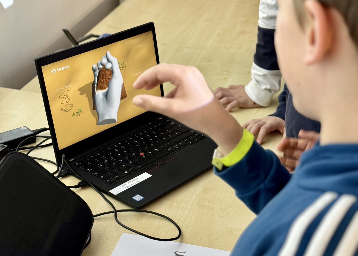 Tactile Internet (@tactileinternet) on Twitter photo 👃🍭Today, 3rd graders explored how #senses interact in in our #schoolmodule "Tasting without Smelling?". Hands-on #experiments showed how human #perception inspires tech innovations—making science fun and relatable!
<a href="/tudresden_de/">TU Dresden</a> <a href="/dfg_public/">DFG public | @dfg_public@wisskomm.social</a> #tactileinternet 👃🍭Today, 3rd graders explored how #senses interact in in our #schoolmodule "Tasting without Smelling?". Hands-on #experiments showed how human #perception inspires tech innovations—making science fun and relatable!
<a href="/tudresden_de/">TU Dresden</a> <a href="/dfg_public/">DFG public | @dfg_public@wisskomm.social</a> #tactileinternet