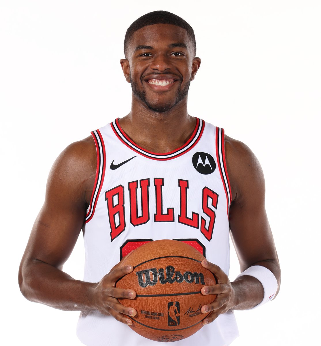 NBA's tweet photo. Join us in wishing @EasyE2432 of the @ChicagoBulls a HAPPY 24th BIRTHDAY! #NBABDAY https://t.co/wem3hyUGdk