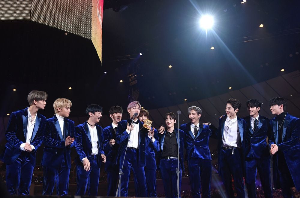 johnber_is_V's tweet photo. 존버 2152일차
∴THEREFORE, WE'RE STILL ONE
❤우리 워너원 사랑합니다❤
워너원 윤지성 하성운 황민현 옹성우 김재환 강다니엘 박지훈 박우진 배진영 이대휘 라이관린 워너원 https://t.co/Y4l4CbsMwZ