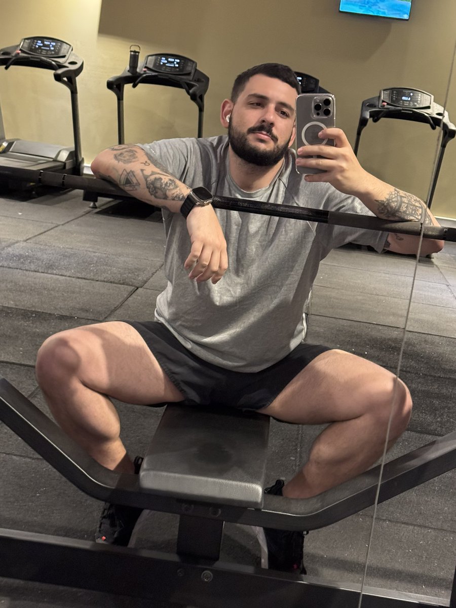 La tana Blatt tweet media