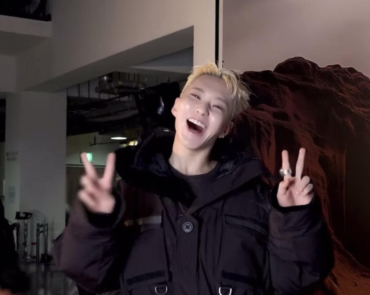 ulthorangdan's tweet image. he looks so SO adorable &amp;gt;&amp;lt; #hoshi #호시