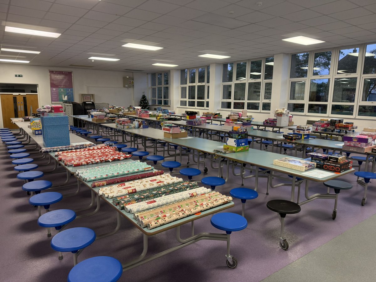 Longdendale High School tweet media