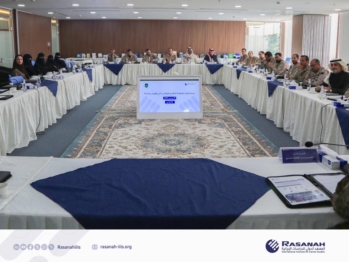 rasanahiiis's tweet photo. زار وفد من جامعة الدفاع الوطني برئاسة العميد ركن.ناصر الحارثي، اليوم الأربعاء 18ديسمبر، مقرّ #رصانة، يضم الوفد 21 دارسًا في برنامج ماجستير الدراسات الإستراتيجية، وكان في استقبالهم نائب رئيس المعهد د.أحمد القرني والفريق الاستشاري، تعرف الوفد على نشاطات المعهد ومنتجاته.
@modgovksa https://t.co/TYPwOCYL4t