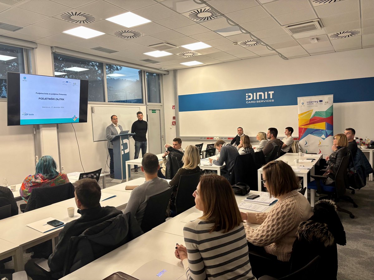 DINITCS's tweet photo. 8. Podjetniški zajtrk: Povezovanje za uspeh! 🌟 Včeraj smo gostili 30 lokalnih podjetnikov v Dinit Card Services. Skupaj gradimo močnejšo podjetniško skupnost v Izoli. Hvala @JZPIzola za organizacijo! 💡🤝 #DinitCardServices #WeCollaborate #PodjetniškiZajtrk #Izola #Podjetništvo https://t.co/rdkCXYt9mD