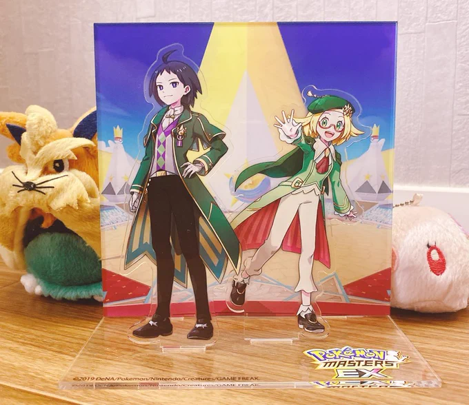 ポケマスのチェレンとベルアクスタ家宝すぎるいろんなところで写真撮ってます 