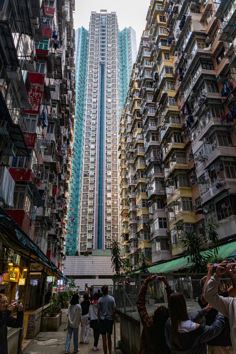 Semester At Sea tweet media