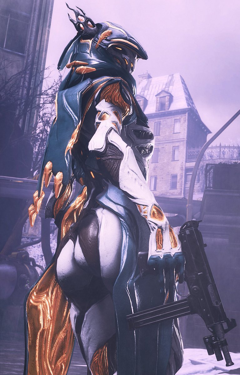 EveCaptura's tweet photo. "Eyes forward, I'm not above friendly fire, kid."
#Warframe https://t.co/hA3K9GJI0D