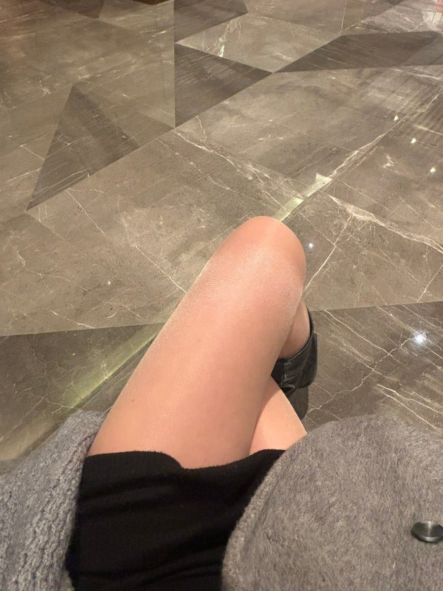 TingTing028028's tweet photo. 全季酒店的空调不行，太冷了 #成都  #反差  #上班族 https://t.co/QA1TWRUhyd
