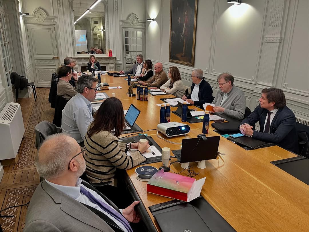 ICAG (@icagirona) on Twitter photo La comissió de Llengua del <a href="/conselladvocat/">Consell de l’Advocacia Catalana</a> es reuneix a Perpinyà. 
En representació de l'#ICAG hi assisteixen <a href="/DavidGarridoVal/">David Garrido Valeri</a>, Diputat 9è de la Junta i president de la Comissió per la defensa de la llengua Catalana del Col·legi, i Marta Alsina, vocal de la mateixa comissió. La comissió de Llengua del <a href="/conselladvocat/">Consell de l’Advocacia Catalana</a> es reuneix a Perpinyà. 
En representació de l'#ICAG hi assisteixen <a href="/DavidGarridoVal/">David Garrido Valeri</a>, Diputat 9è de la Junta i president de la Comissió per la defensa de la llengua Catalana del Col·legi, i Marta Alsina, vocal de la mateixa comissió.