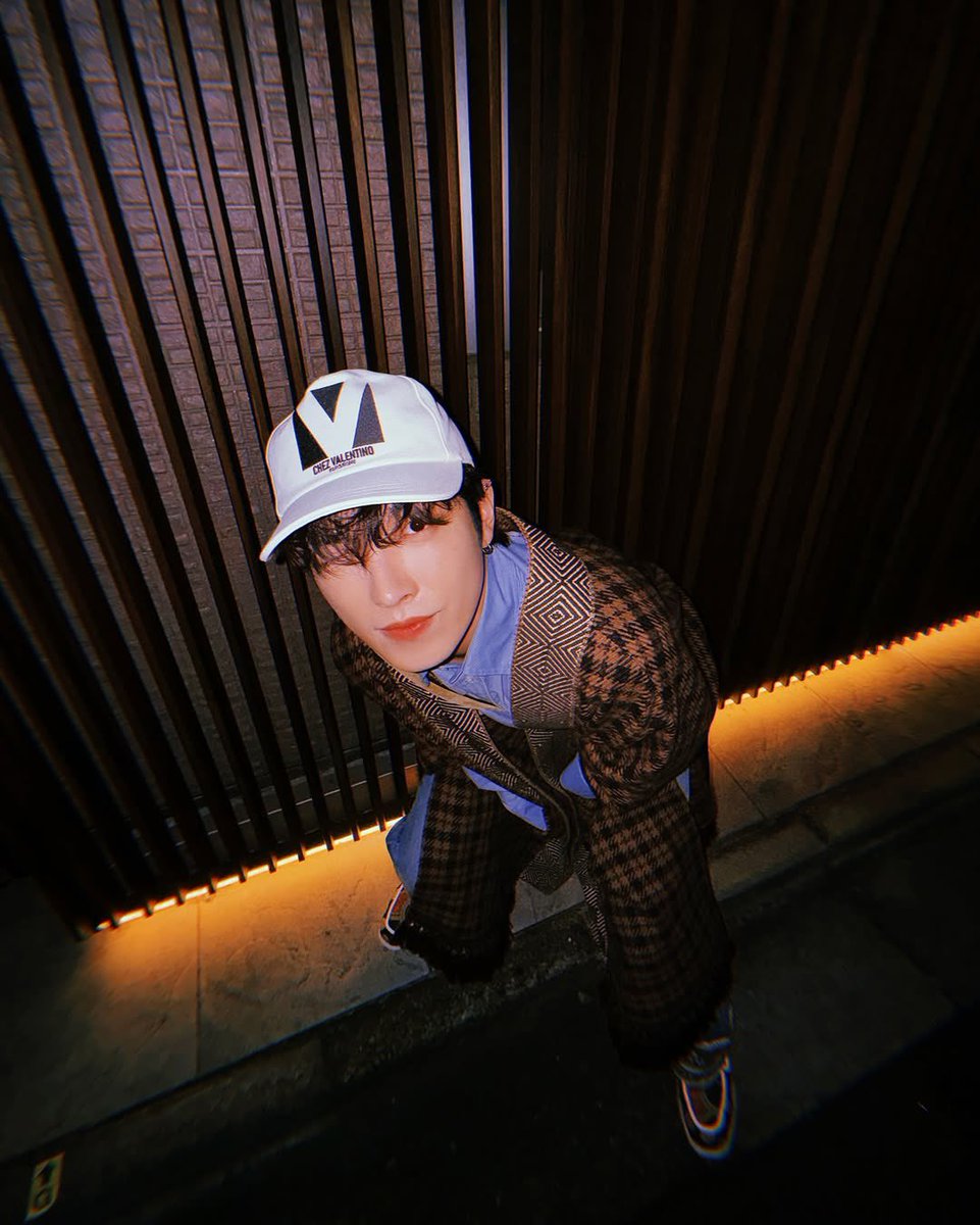 [📷] 241218 | HONGJOONG

#ATEEZ #에이티즈 #HONGJOONG