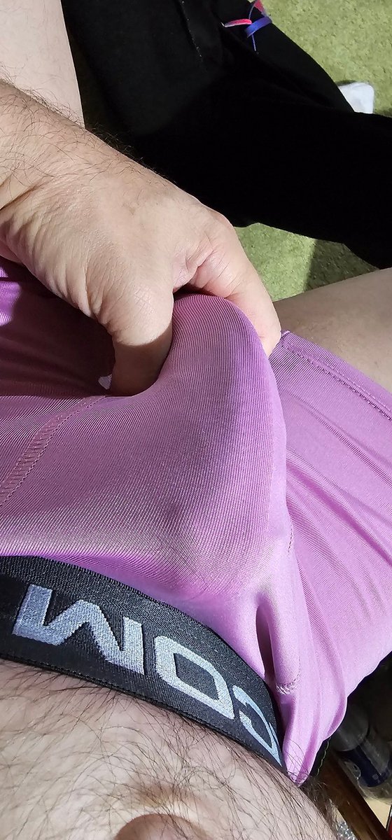 iwantpantyhose's tweet photo. Well it's morning and the wood is primed, ready for humpday. #dickpic #dickinundies #hardon #horny #morningwood #goodmorning #wastedwood #lostfun #anytakers #wantaride #woodsready #howshelook #humpday #happyhumpday #readytogrind #humpaway #boner #erection https://t.co/sCXLIQRm6a