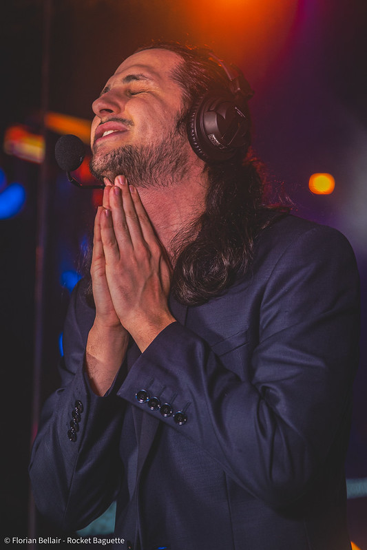 LifeIsCool tweet media