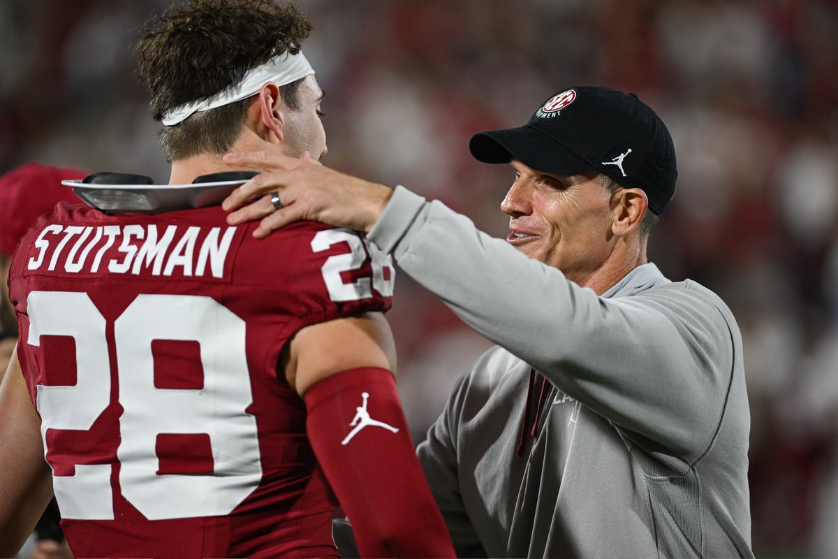 KREFsports's tweet image. Happy Birthday to Brent Venables! 

Hope it’s the best one yet, coach!