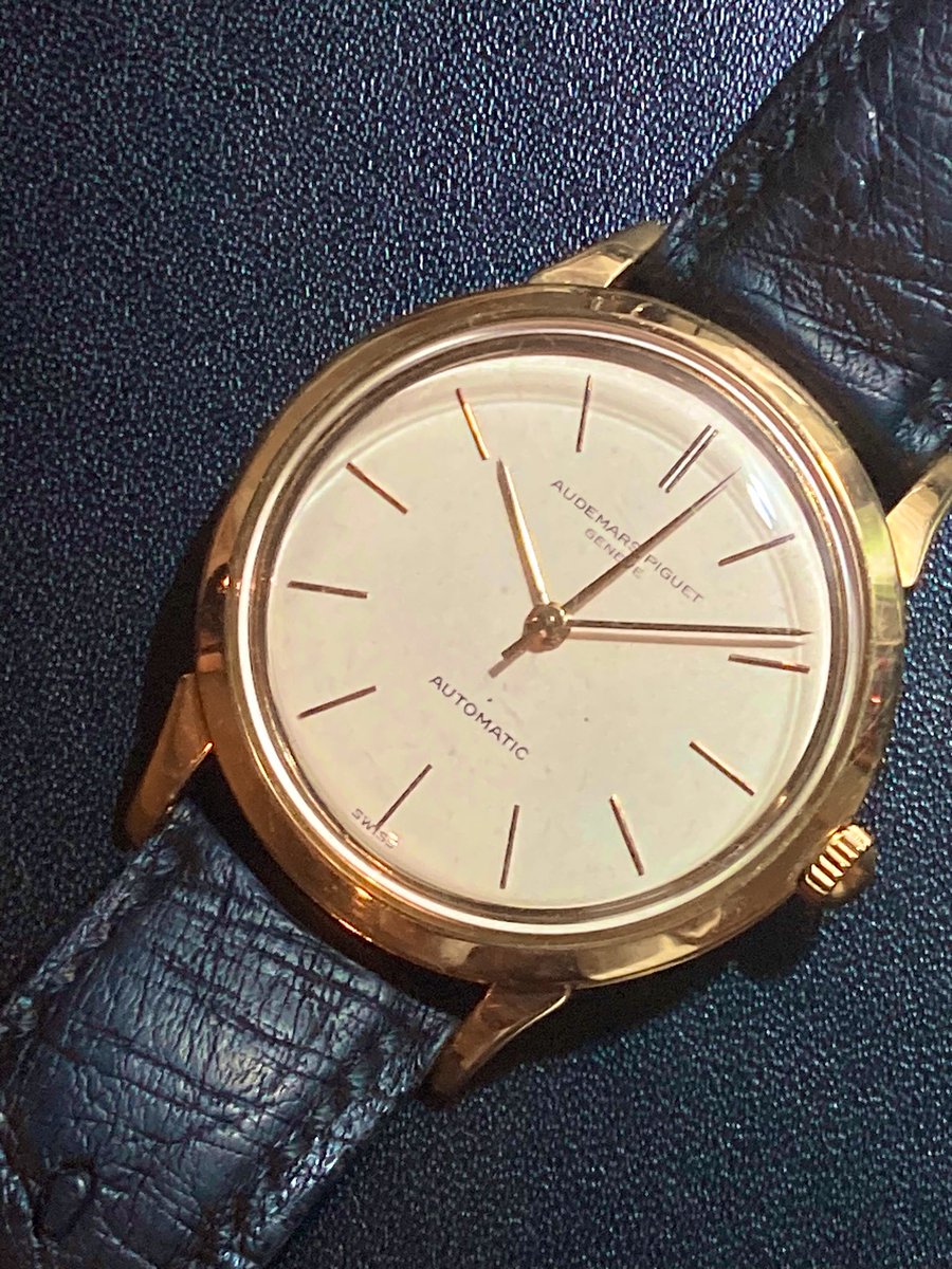 ys_watch's tweet photo. 昨日は大変楽しみにしておりましたクロノス忘年会。APのヴィンテージを何本か持参いたしました。そのなかで飛田さんにお褒めいただいた一本です。
#WebChronos https://t.co/Rv8FlXPKYi