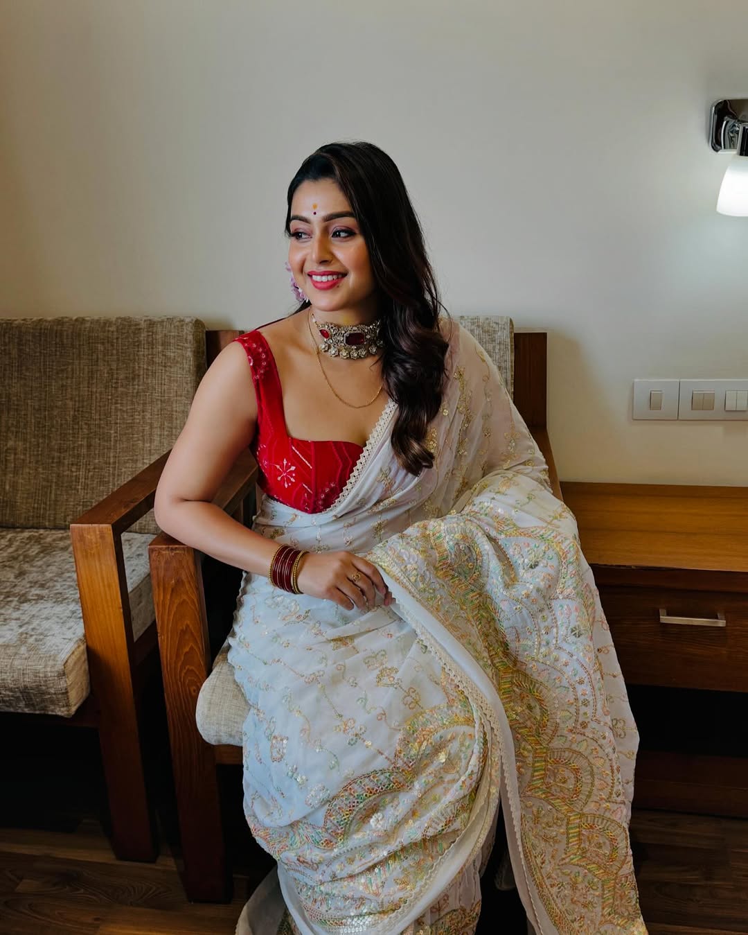 GfFdlWpWwAAI17F?format=jpg&name=large