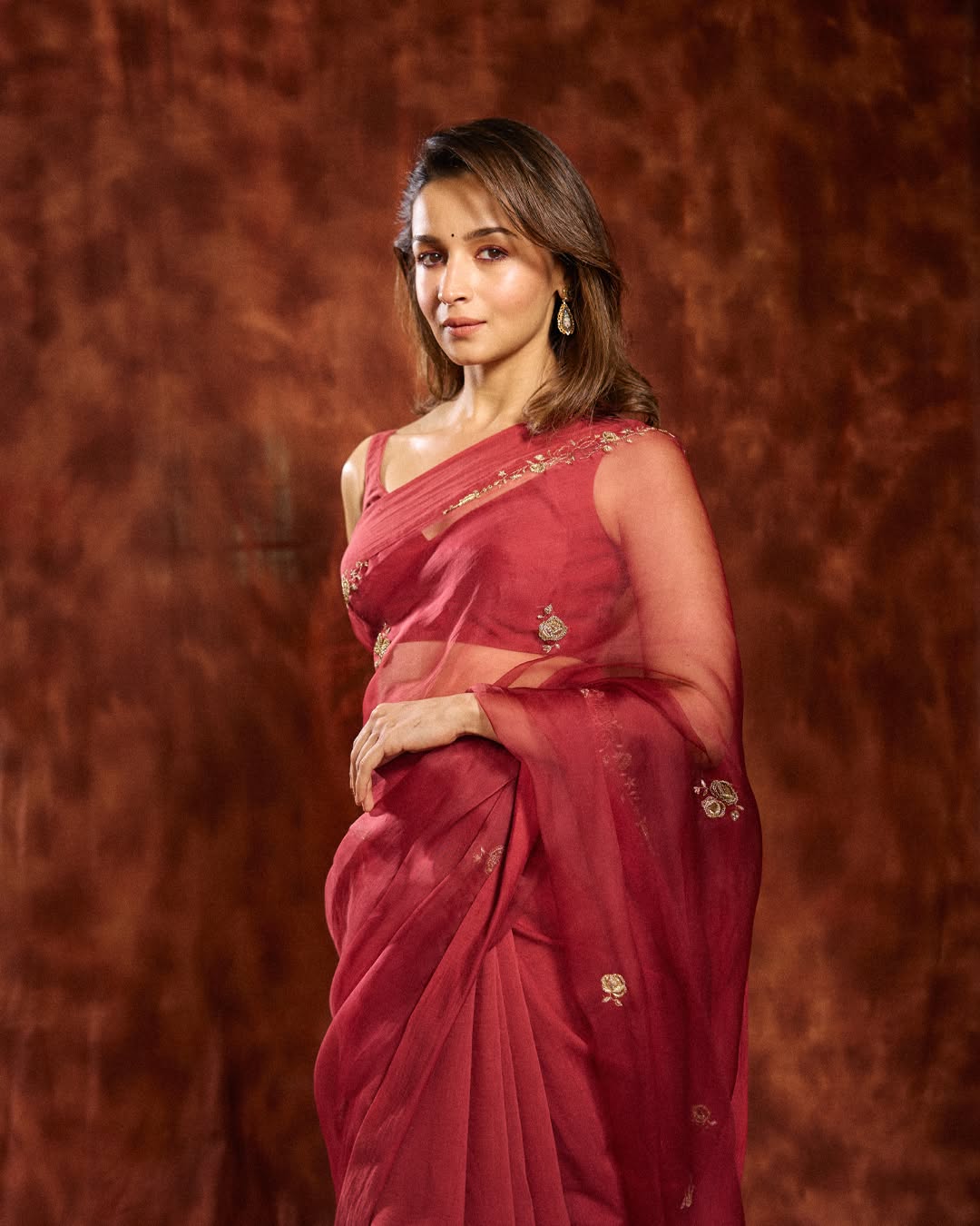 GfFea0cW4AADW28?format=jpg&name=large