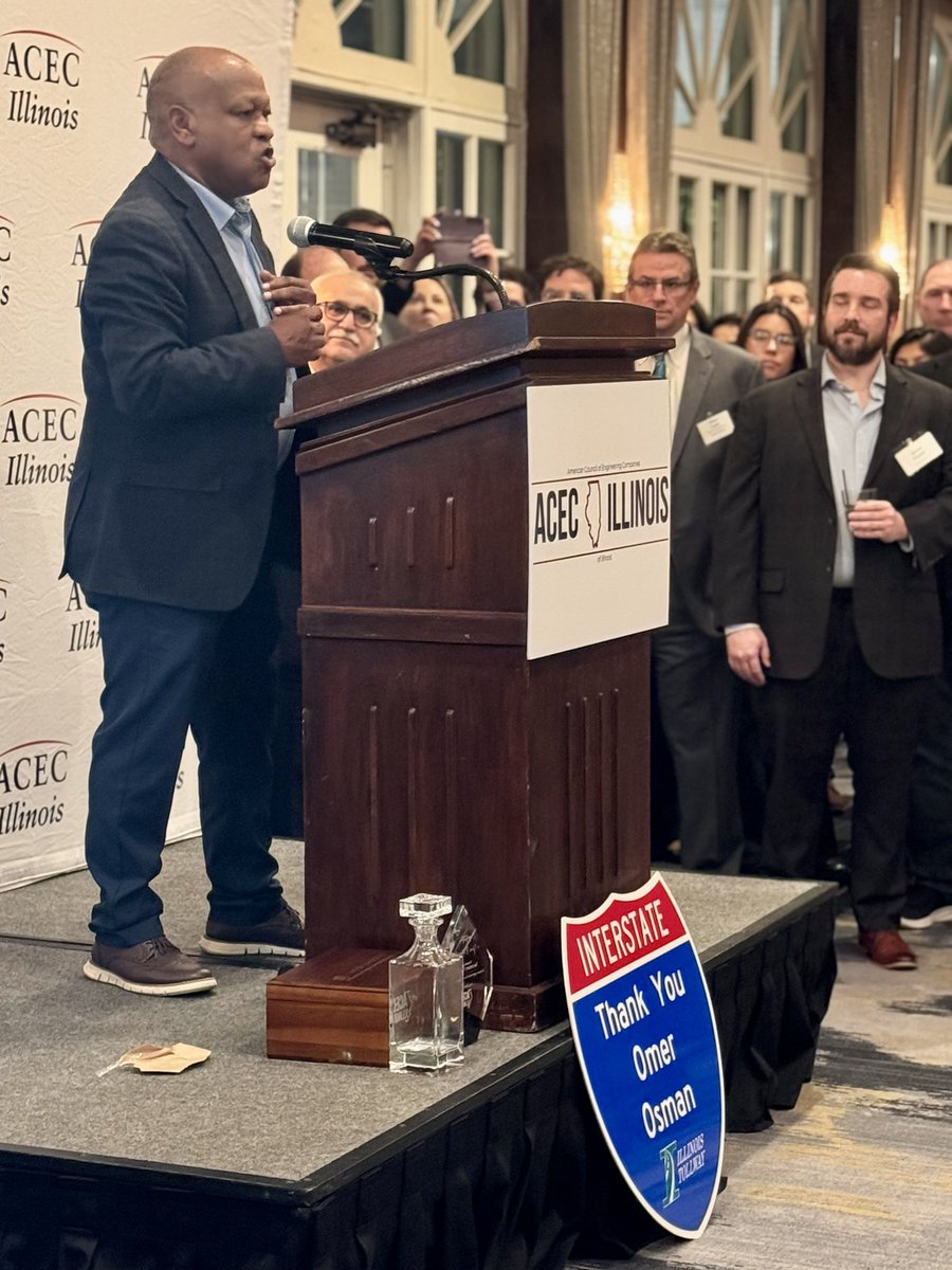 wilsonforla's tweet photo. About last night.  While visiting the @wsp in Chicago, I attended the @ACEC_National Illinois chapter celebration of my friend/colleague Omer Osman, retiring from @IDOT_Illinois.  He said Fairness is Universal. Transportations had to represent all of US. We are all one community. https://t.co/UPMBICHWM8