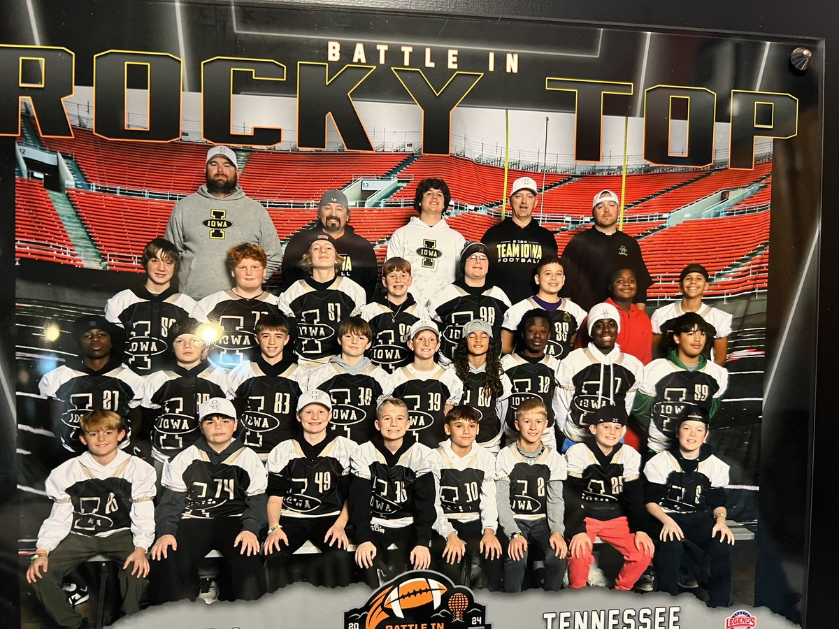 ParkerJames2027's tweet photo. Football season is officially over. I finished the season as the defensive coordinator for 6th grade Team Iowa. We played in the different states, went 5-2, and won 2 titles. I enjoyed helping kids from all over Iowa grow as football players and people!

#teamiowa #football https://t.co/fANZ0UmV5e