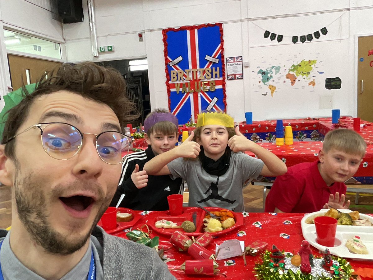 Mr. Rubra tweet media