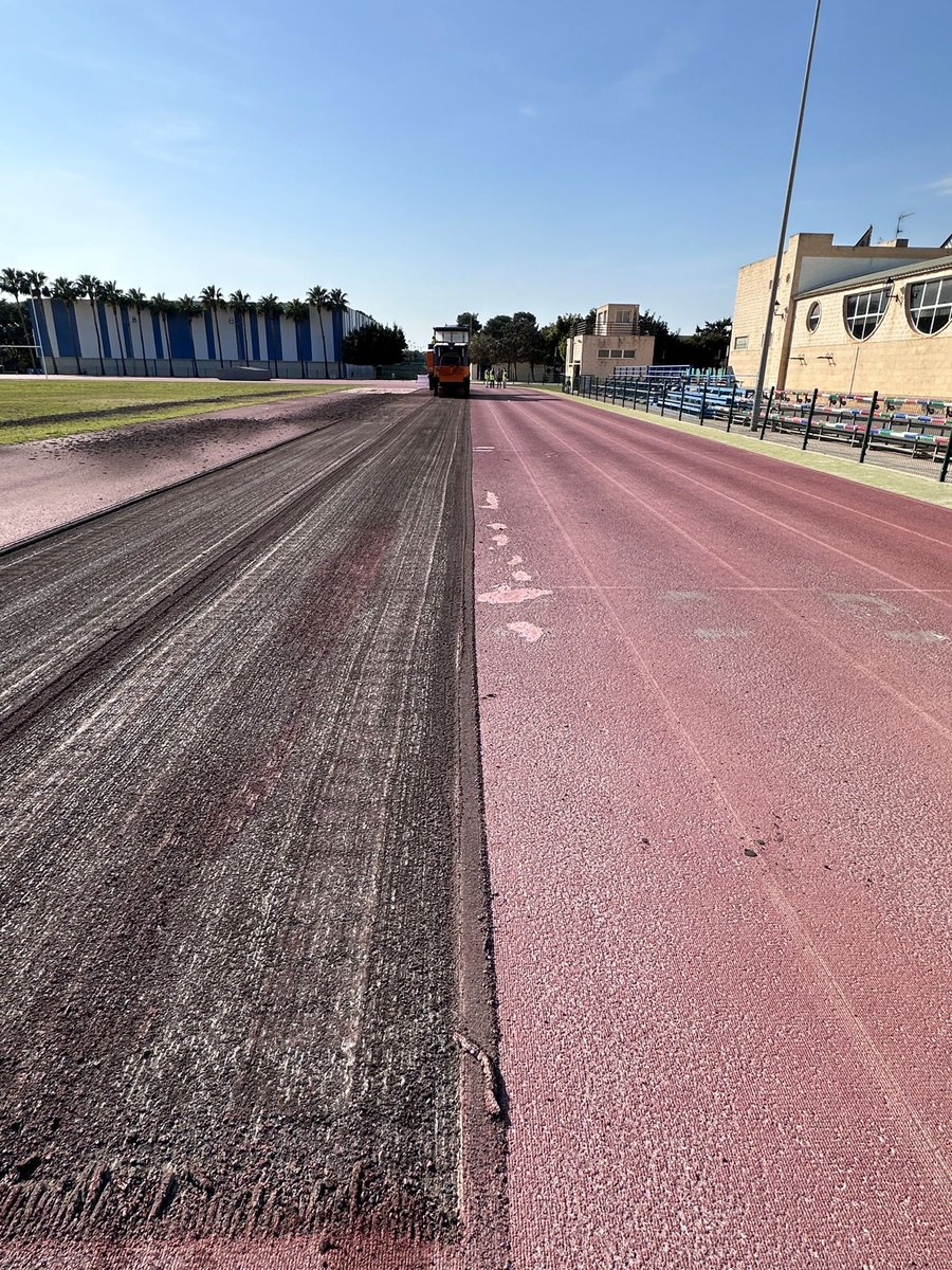 San Javier estrenará su renovada pista de atletismo en marzo de 2025
 
Las obras, que han contado con  una inversión de 541.058,47€, adaptarán las instalaciones municipales a la normativa internacional para la práctica de atletismo de alto rendimiento