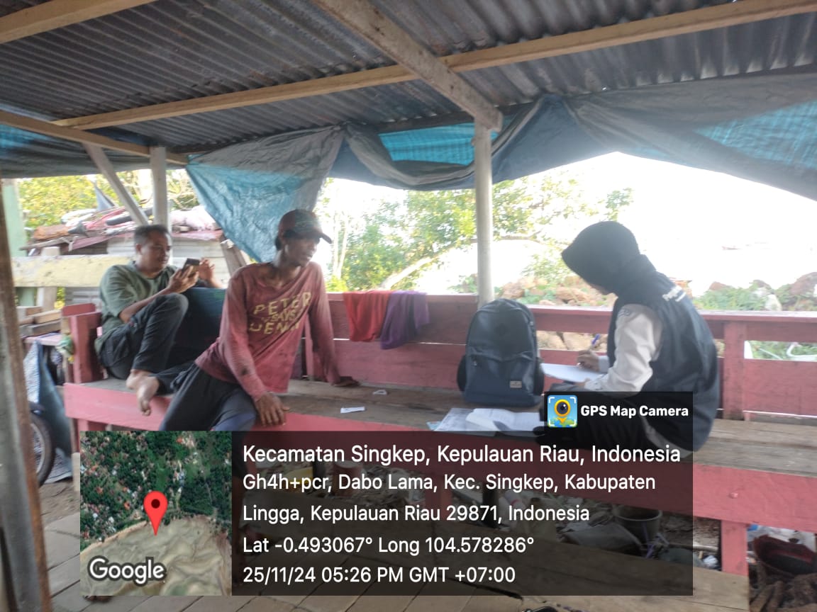MegaTania17's tweet photo. Kamis (21/11) Mega Tania, Luhkan Kab Lingga, Wawancara dan Pengisian Kuisioner Responden dlm Asesmen utk Mendukung Pertumbuhan Ekonomi dan Pengentasan Kemiskinan
#GiatLuhkanSatminkalMedan #Lingga
@bppsdm_kp
@kkpgoid
@pusluhkp
@bppsdm_bp3medan
@bpblbatam
@BASRIBOSBAS https://t.co/p3OVA8SbgR