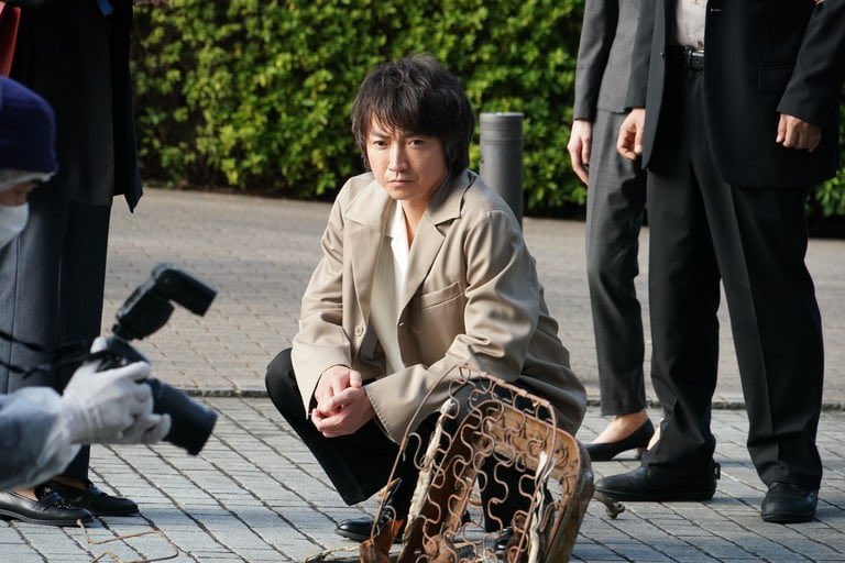 okmovieYa's tweet photo. 『全領域異常解決室』
最初は怪事件を装った犯人を暴く系オカルトドラマかと思いきや終始漂う不可思議な不穏に中盤から遥か斜め上を行く展開と伏線回収。これまでにない神々による残酷で神秘的な物語だった…
このオリジナル脚本を連ドラで展開&amp;主役が藤原竜也。総じて神がかってた。#全領域異常解決室 https://t.co/rourHijiME