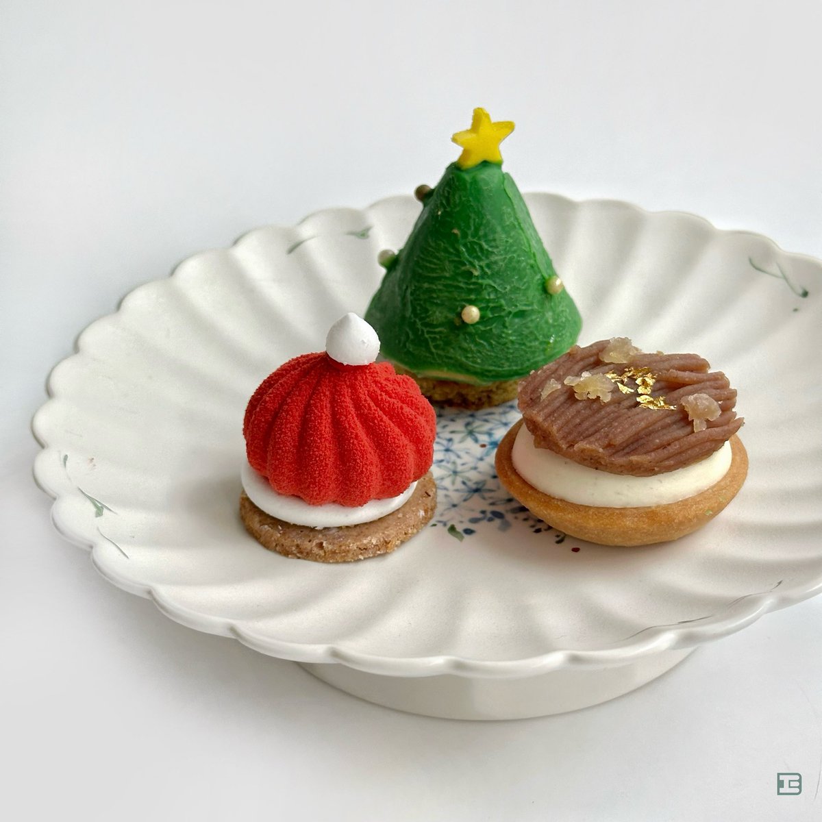 🎄 Our Festive Opening Hours 🎄

We are open until 23rd December!
Don’t forget to pick up your special festive gifts before then. 🎅✨

We will be closed from 24th December to 4th January.
We'll be back to our regular opening hours starting 5th January.