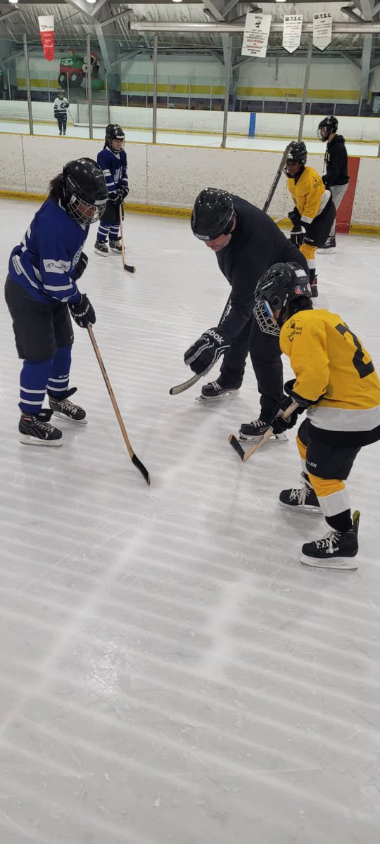 Neighbourhood Officer Amanda tweet media