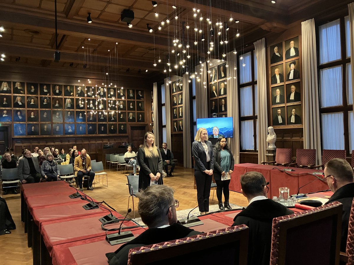 SandraGarrigues's tweet photo. Last week, I had the pleasure to be the Paranymph of my colleague Astrid Müller from the @_Westerdijk_ in her PhD defense at Utrecht University . Congratulations Dr. Müller. The best is yet to come.
#fungi #generedundancy #enzymes #Aspergillus https://t.co/tPBvkyqh6E