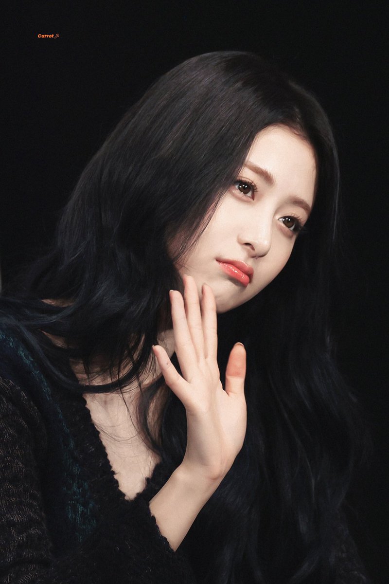 촉촉 tweet media