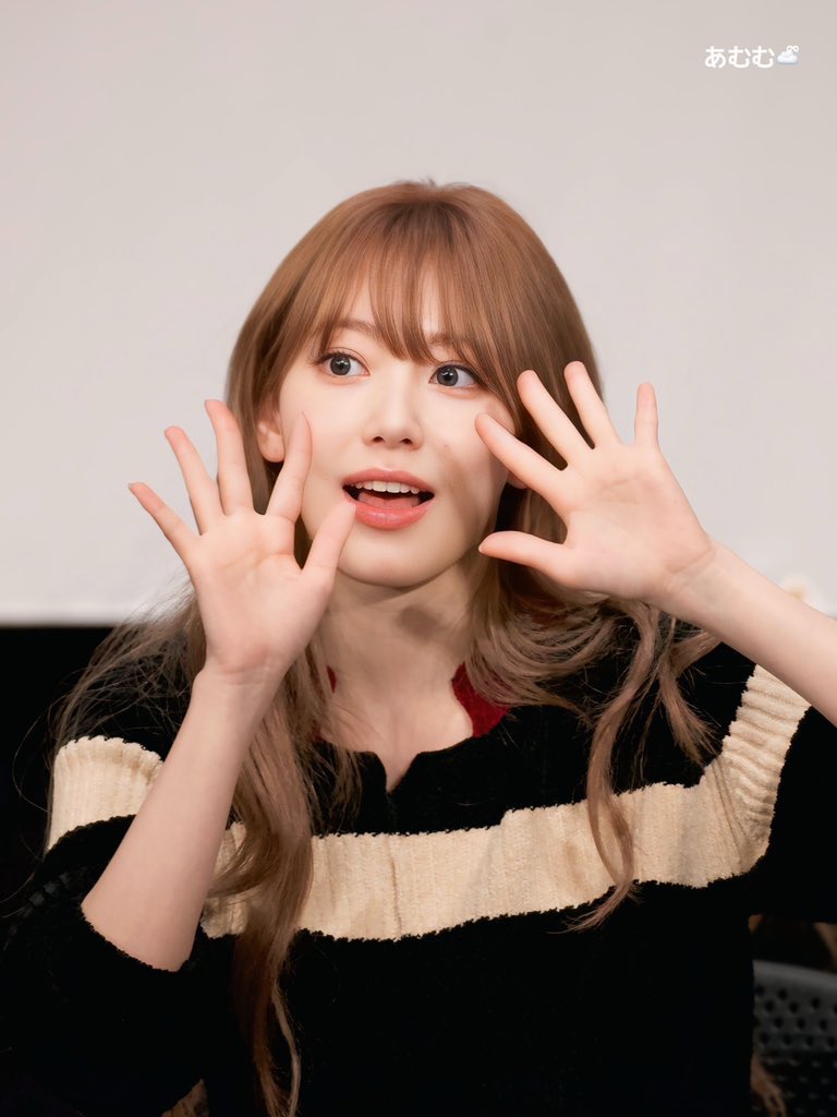 촉촉 tweet media