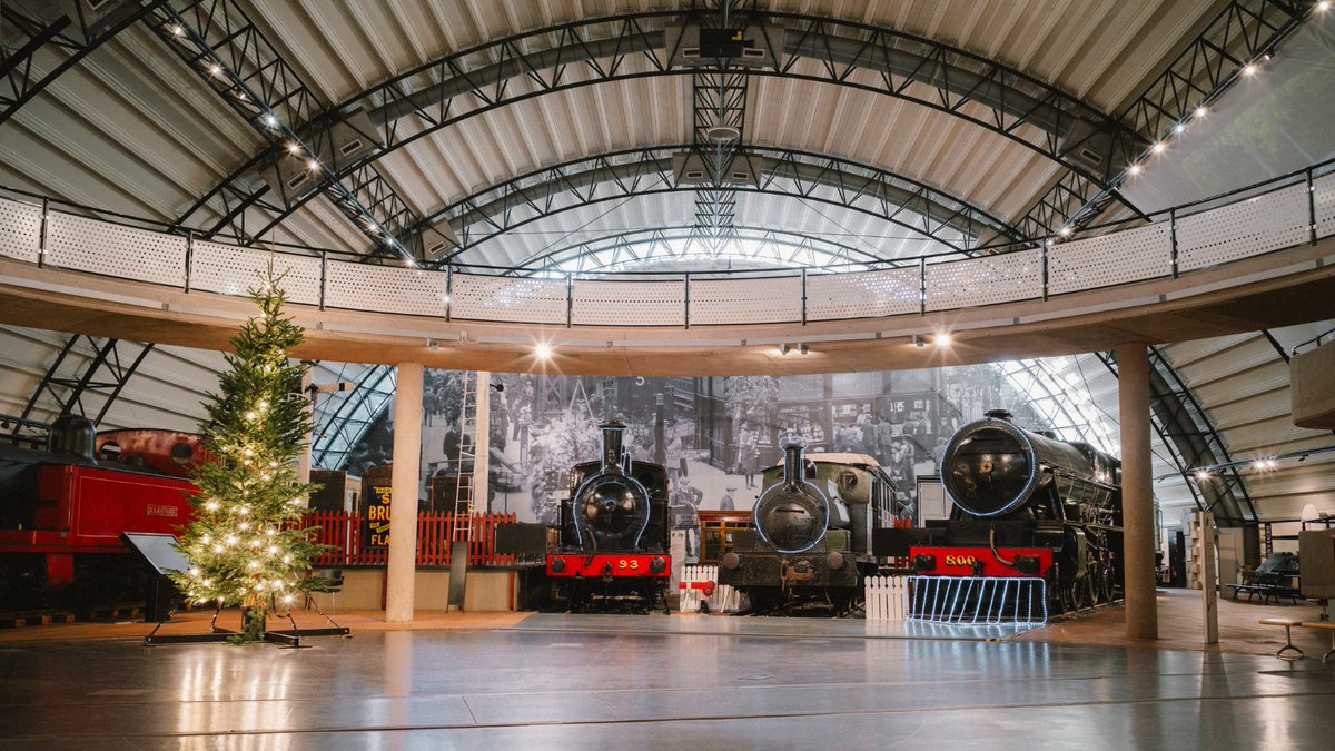 We're transforming our iconic Rail Gallery into a movie theatre this Christmas!

See festive screenings of It's a Wonderful Life and The Polar Express on 20th and 21st December at the Ulster Transport Museum.

Book tickets here → bit.ly/3UMYKmc