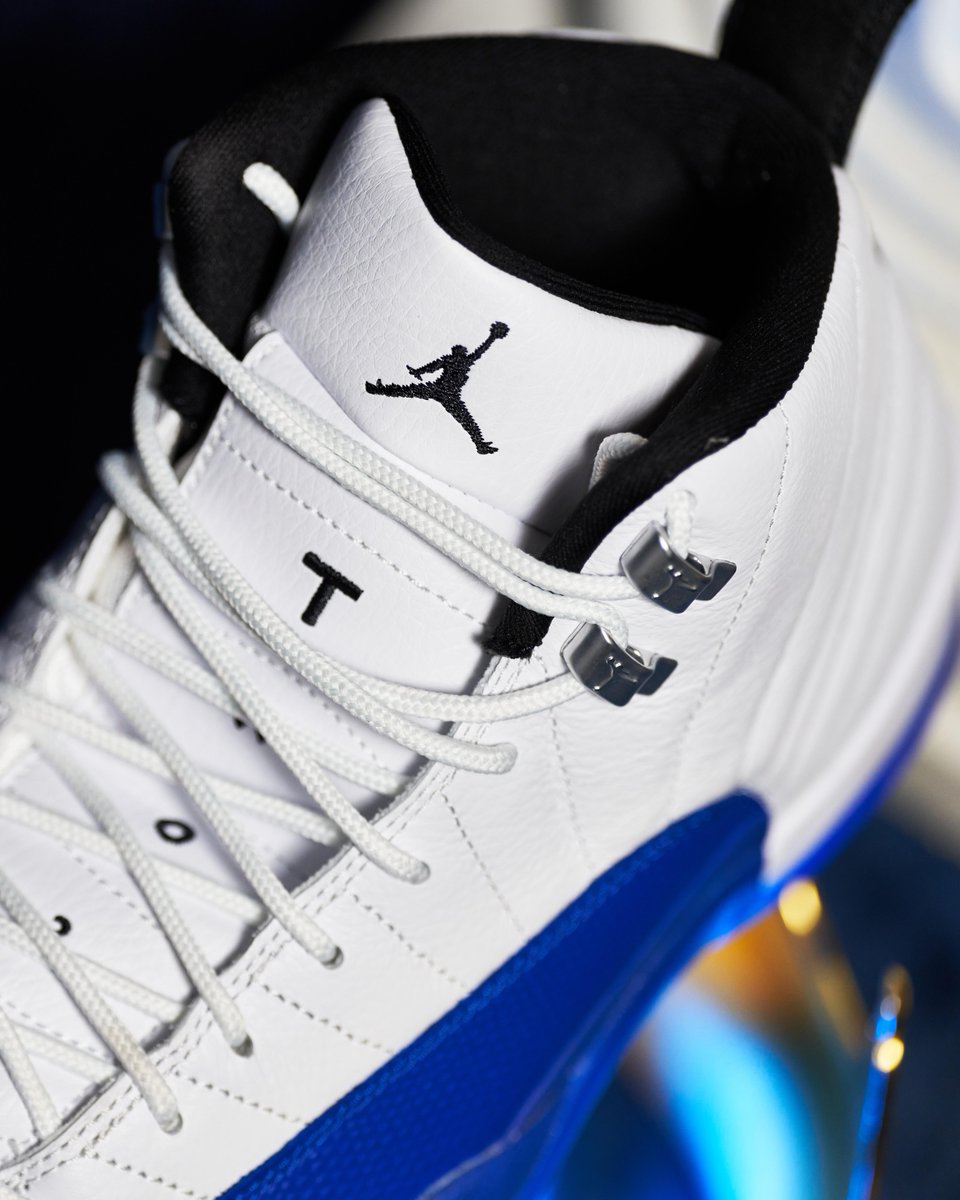 jordan retro 12 hibbett