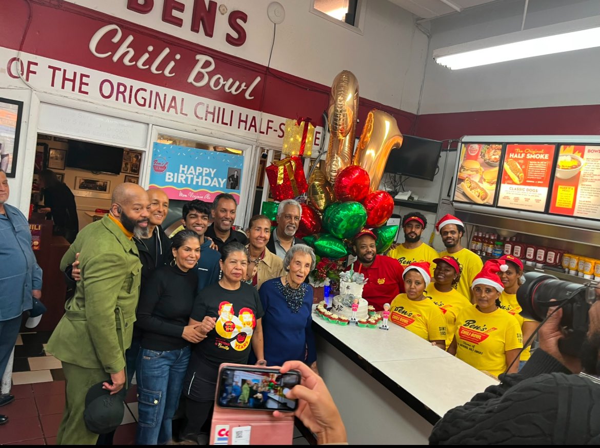 DCMOCRS's tweet photo. On behalf of Mayor Bowser, Ward 1 MOCRS joined residents from all 8 wards to honor Ms. Virginia Ali on her 91st birthday. Co-founder of Ben's Chili Bowl, her legacy continues to inspire the community. Here's to many more years of impact and history! #DCIcon #BensChiliBowl https://t.co/nHoip2dmEd
