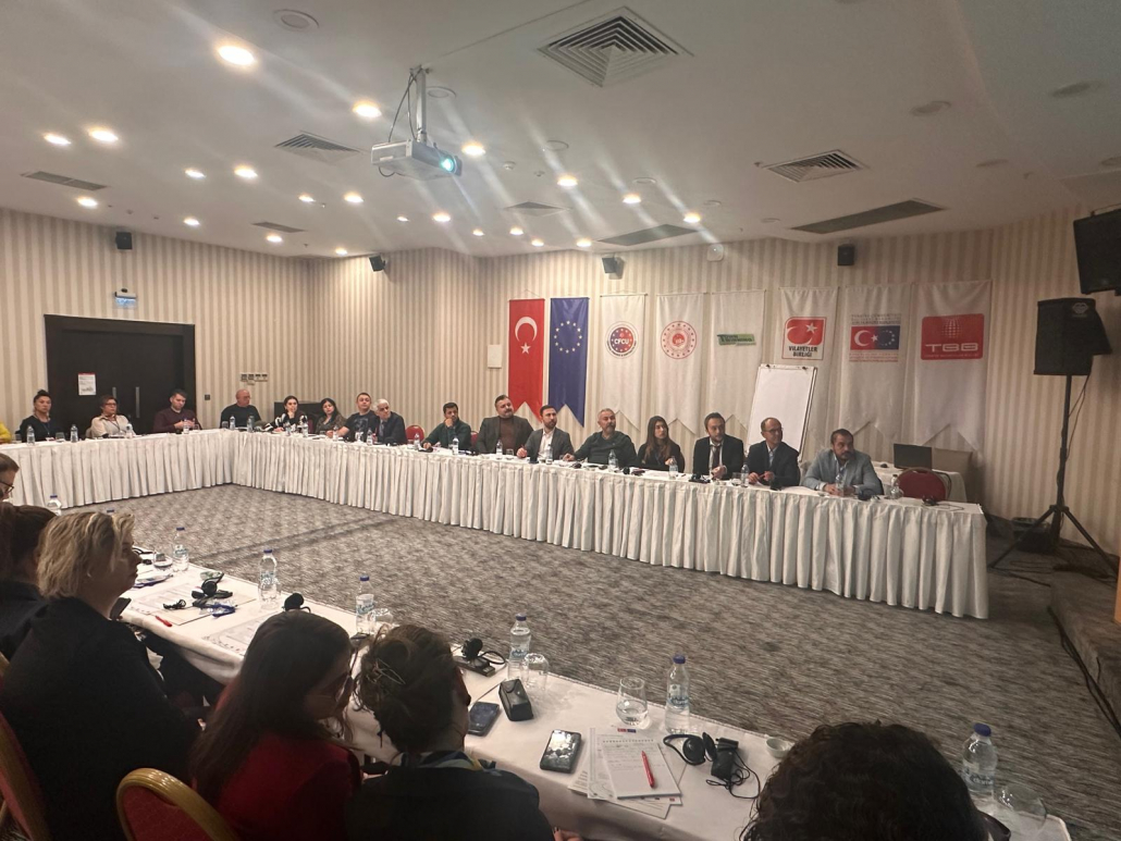 TownTwinningII's tweet photo. İklim Değişikliği ve Enerji Konularında Kapasite Geliştirme Eğitimi Başarıyla Sonuçlandı! 🌱

16-17 Aralık 2024 tarihlerinde düzenlenen İklim Değişikliği ve Enerji Konularında Kapasite Geliştirme Eğitimi, katılımcılardan yoğun ilgi gördü ve büyük bir başarıyla tamamlandı. https://t.co/rKgFLNLu8B